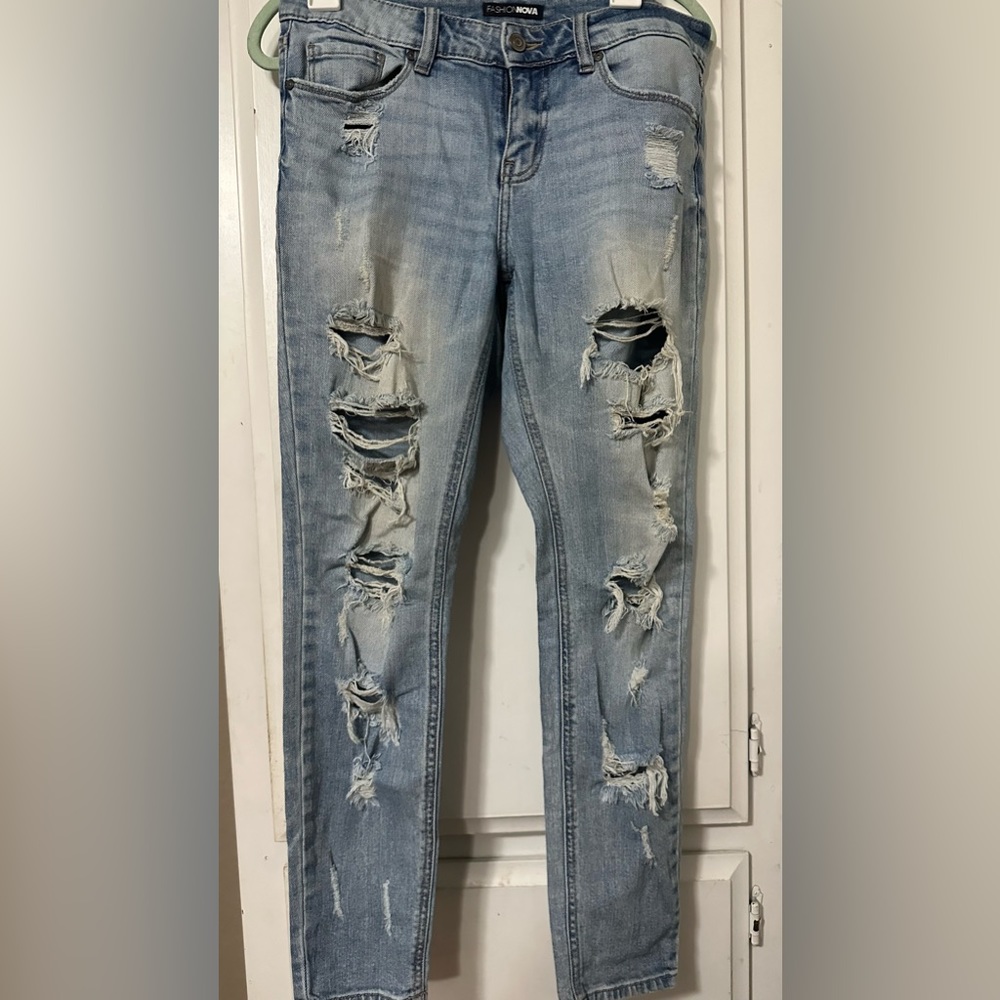 Fashion Nova Ripped Jeans